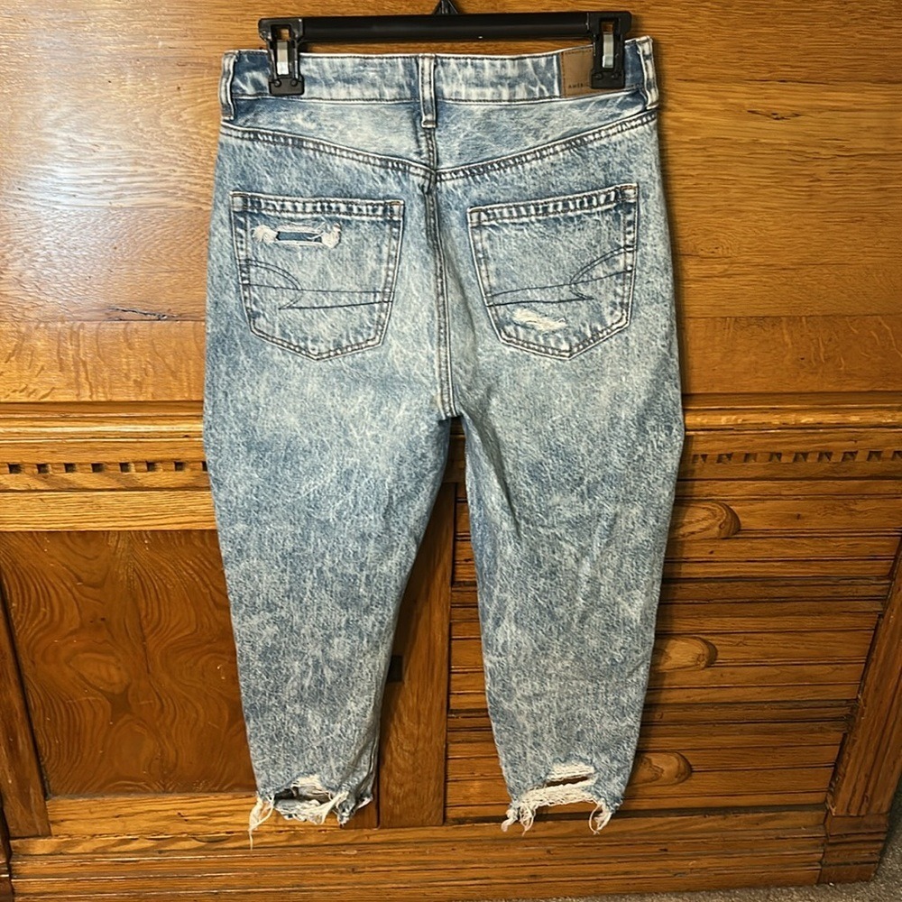 American Eagle Y2K Grunge Acid Wash Distressed Mom Jeans X-Short High Rise Denim - Picture 2 of 11